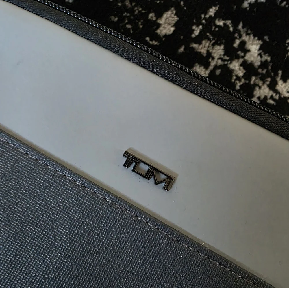 TUMI Gray Zip‎ Pouch Soft Sided Travel Case Toiletry Bag